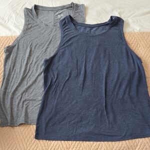 GAP GapFit Sleeveless Tank Top Bundle
